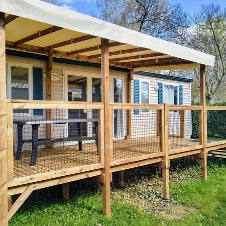 Confortable Mobil-home Avec Terrasse A - Api-1-52-1196 Camping