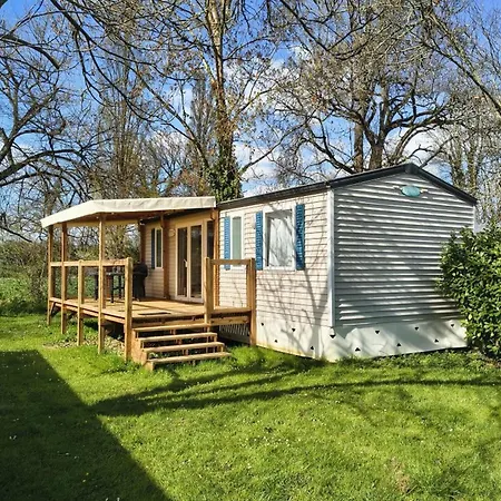 Confortable Mobil-home Avec Terrasse A - Api-1-52-1196 Camping